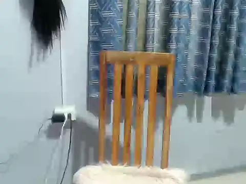 Snapshot of urprincessnicolexxx chatting on November 29, 12:57 am urprincessnicolexxx online show from November 29, 12:57 am