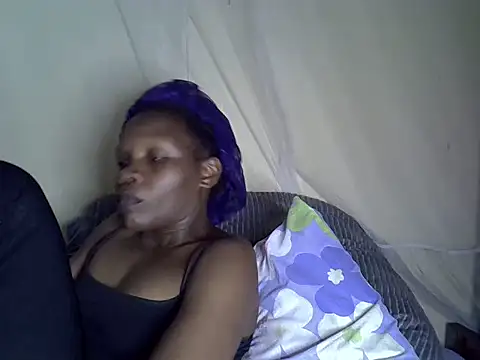 Sweet serah online show from April 10, 8:30 am