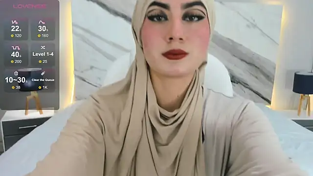 Snapshot of fatimarab chatting on December 2, 8:22 pm fatimarab online show from December 2, 8:22 pm