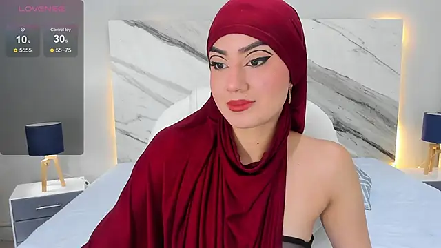 Snapshot of fatimarab chatting on December 13, 7:53 pm fatimarab online show from December 13, 7:53 pm