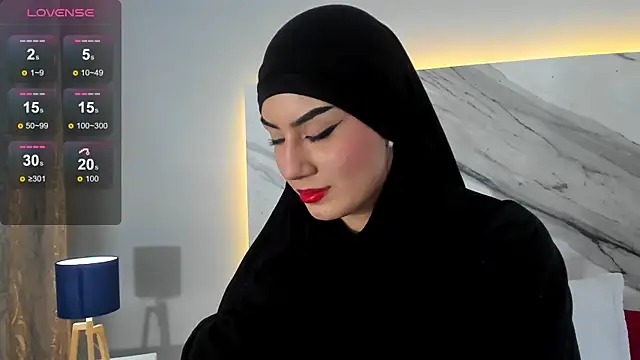 Snapshot of fatimarab chatting on March 12, 2:09 am fatimarab online show from March 12, 2:09 am
