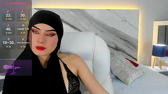 Snapshot of fatimarab chatting on March 19, 2:27 am fatimarab online show from March 19, 2:27 am