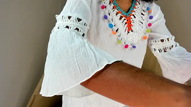 Ariella Ruiz online show from October 12, 12:04 pm