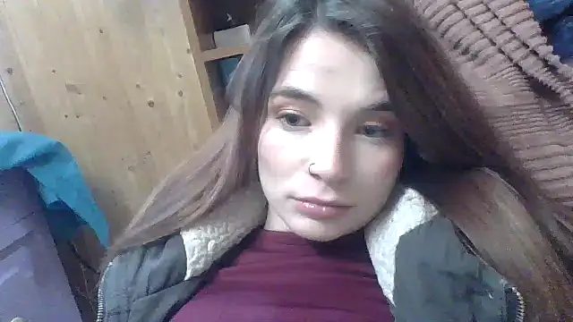 Snapshot of SweetGal6996 chatting on February 19, 1:29 am SweetGal6996 online show from February 19, 1:29 am