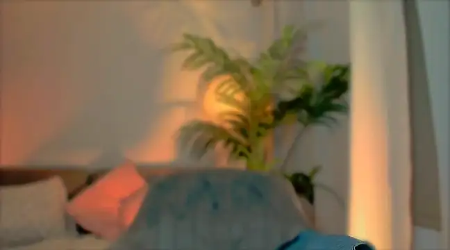 Snapshot of _cherry_bloss_ chatting on February 25, 11:33 pm cherry bloss online show from February 25, 11:33 pm