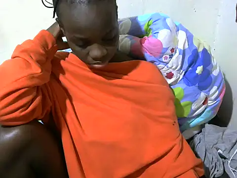 Thicky kyla online show from April 18, 12:25 am