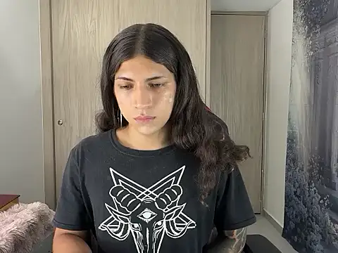 Snapshot of gabriel__manson chatting on December 5, 12:08 am gabriel manson online show from December 5, 12:08 am