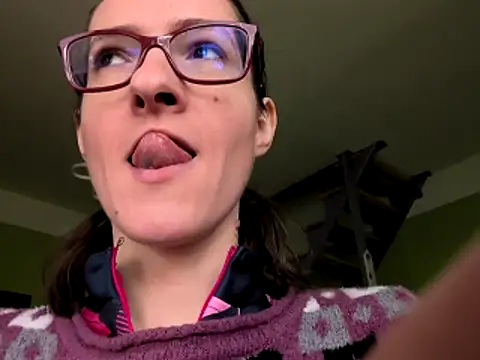 Snapshot of Milky_hairy_mommy chatting on February 5, 8:08 am Milky hairy mommy online show from February 5, 8:08 am