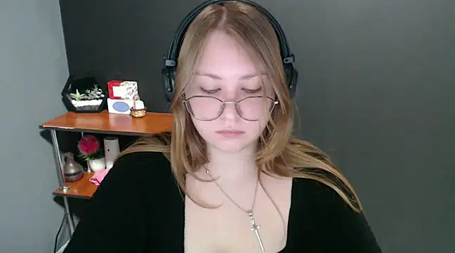 lady minx online show from January 8, 11:54 am