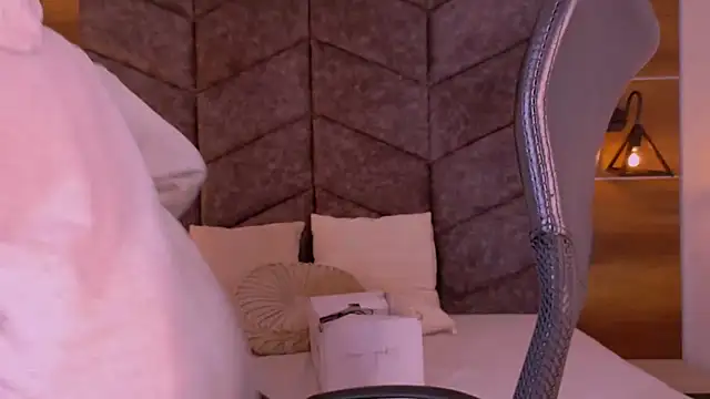 AmbarHills 1 online show from November 6, 11:33 am