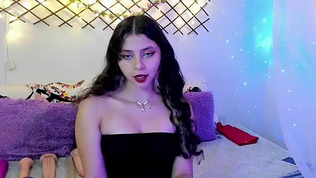 Snapshot of Ivanna_Bruner chatting on November 20, 12:11 am Ivanna Bruner online show from November 20, 12:11 am