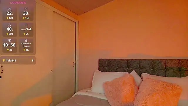 Snapshot of lovely__martina chatting on March 15, 3:51 am lovely  martina online show from March 15, 3:51 am