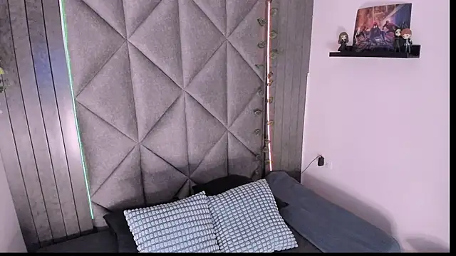 AbbyWathson online show from October 7, 7:33 pm