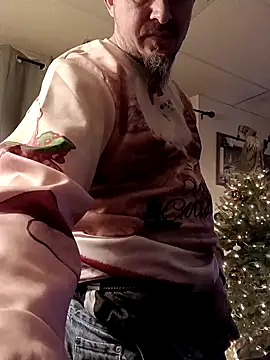 whyteguy410 online show from December 22, 6:17 am