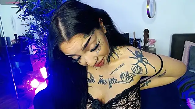 CreamyInkky  online show from March 22, 9:13 am