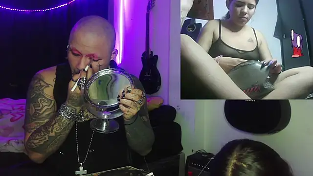 darkclothes online show from January 24, 6:24 am