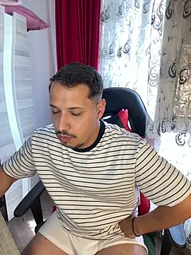 Snapshot of baramadalin chatting on May 28, 8:00 am baramadalin online show from May 28, 8:00 am