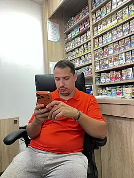 Snapshot of baramadalin chatting on August 4, 4:09 pm baramadalin online show from August 4, 4:09 pm