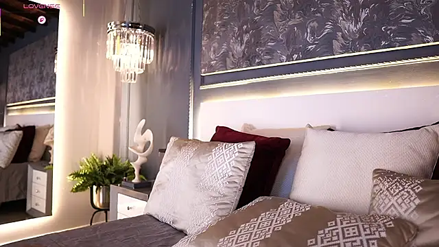 AylinMillerxs online show from March 4, 8:26 pm