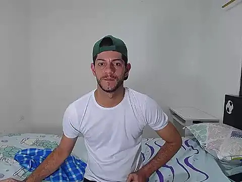 Snapshot of dirty_boy_horny chatting on November 29, 11:19 pm dirty boy horny online show from November 29, 11:19 pm