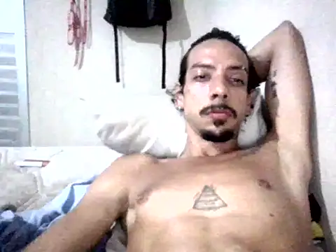 tayllorscott online show from January 12, 7:10 pm