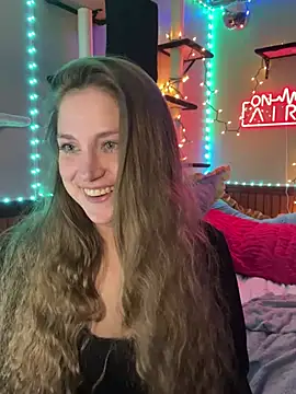 mirannacult online show from December 15, 10:50 am