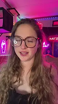 mirannacult online show from December 24, 8:49 pm