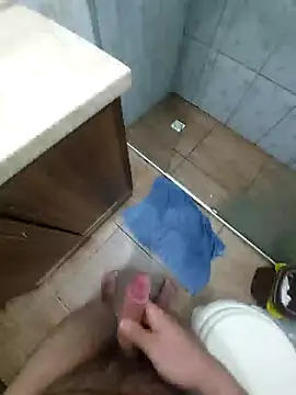 Snapshot of novinho_rosado chatting on January 25, 2:58 am novinho rosado online show from January 25, 2:58 am