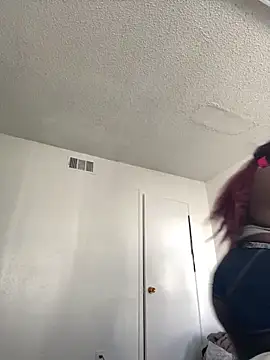 LillShayy online show from October 11, 2:37 pm