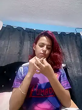 Snapshot of karolainvalentina chatting on February 28, 12:20 pm karolainvalentina online show from February 28, 12:20 pm