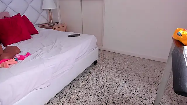 karina mason online show from February 11, 4:11 am