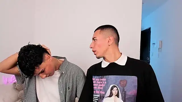 sweet boys xx online show from November 14, 12:37 pm