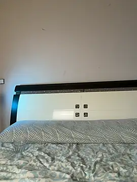 Snapshot of SOFIASWEETSECRETT chatting on February 8, 8:12 pm SOFIASWEETSECRETT online show from February 8, 8:12 pm