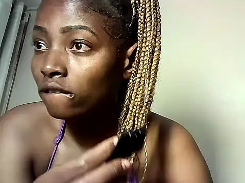 nanaswee online show from April 24, 4:20 pm