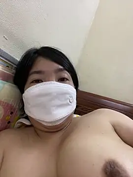 Hachi Sweetbabie  online show from March 9, 5:17 pm