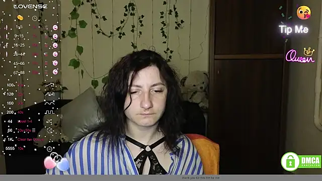 Snapshot of Muse_kitty_jenia chatting on June 18, 5:30 am Muse kitty jenia online show from June 18, 5:30 am