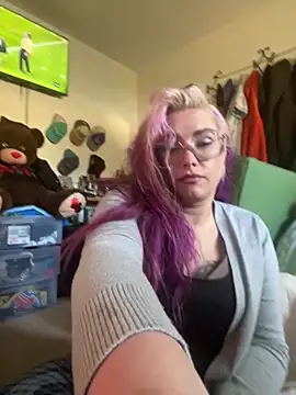 Lalalynn online show from December 2, 7:09 pm