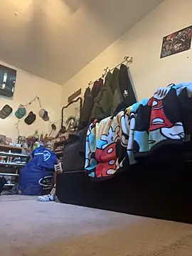 Lalalynn online show from February 11, 8:47 pm