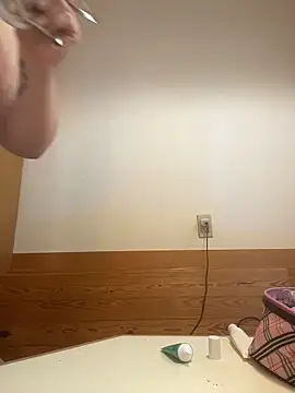Lalalynn online show from May 9, 11:10 pm
