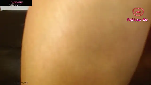 Snapshot of helenacyruss chatting on February 4, 10:55 pm helenacyruss online show from February 4, 10:55 pm