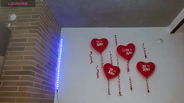 Snapshot of helenacyruss chatting on February 14, 5:14 pm helenacyruss online show from February 14, 5:14 pm