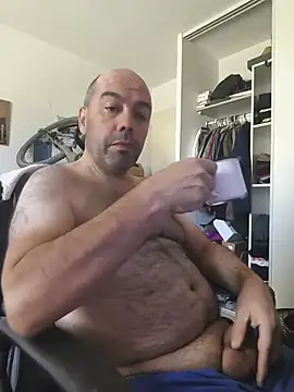 Snapshot of veryverybigdick45 chatting on June 7, 9:46 am veryverybigdick45 online show from June 7, 9:46 am