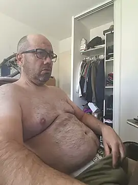 Snapshot of veryverybigdick45 chatting on June 17, 10:39 am veryverybigdick45 online show from June 17, 10:39 am