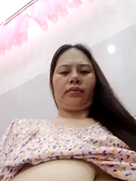 Snapshot of Baby-ladyass20 chatting on June 7, 2:21 pm Baby-ladyass20 online show from June 7, 2:21 pm