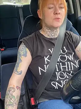 poussichienne online show from March 23, 11:25 am