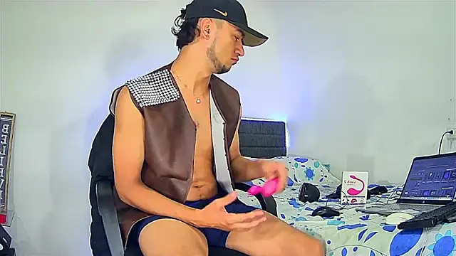 Kevin Torres online show from February 7, 11:36 am