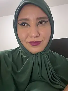 hannahayat online show from October 24, 2:41 am