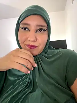 hannahayat online show from October 24, 2:46 pm