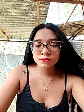 -VICKKY online show from September 25, 1:59 pm