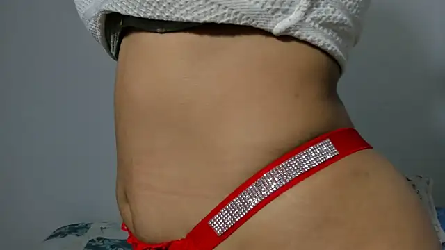 Snapshot of sofiaparker8 chatting on January 25, 1:43 am sofiaparker8 online show from January 25, 1:43 am